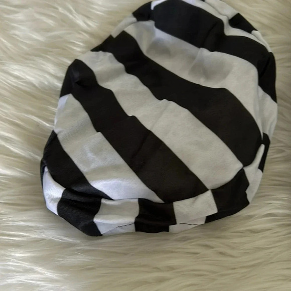 Troublemaker Maker costume child medium, 8 to 10 years black-and-white - Picture 4 of 9